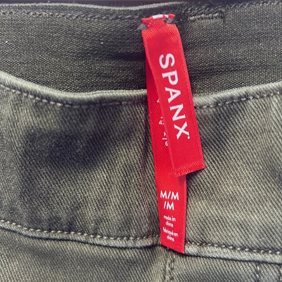 Spanx Women’s Darkened Olive stretched Twill wide leg Pants - Picture 7 of 8